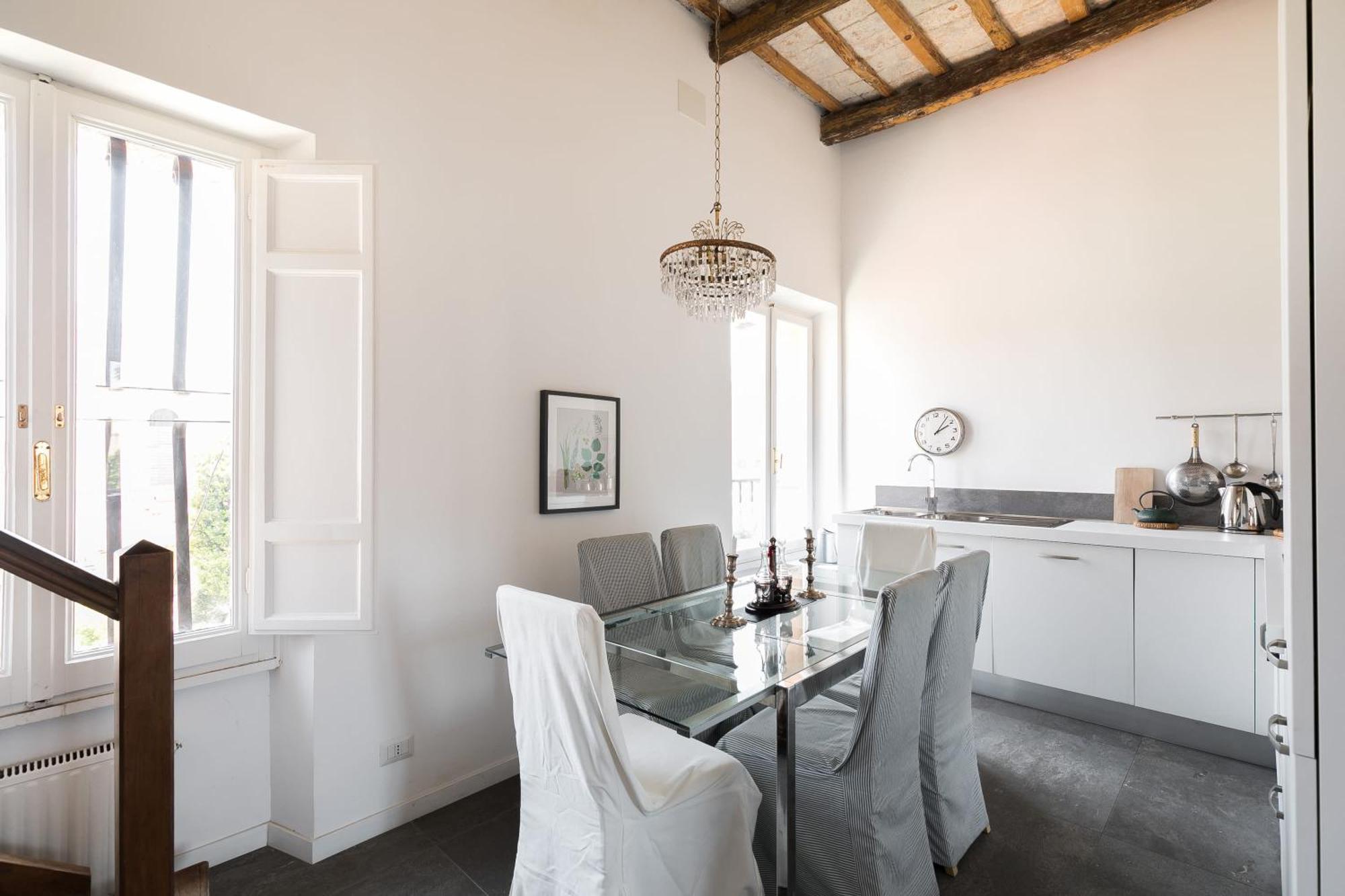 Trastevere Charming Penthouse Rom